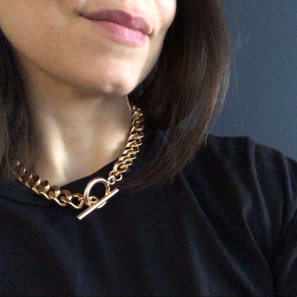 Gold Chunky Toggle Chain Necklace - Women